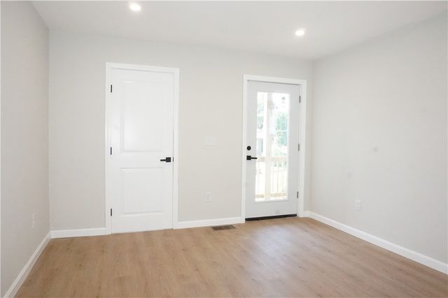 95 Sunset Avenue, Providence, RI 02909