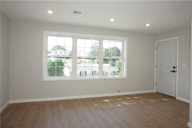 95 Sunset Avenue, Providence, RI 02909