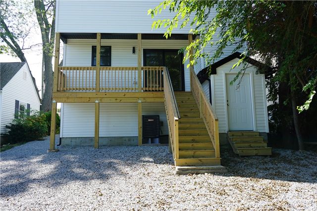 95 Sunset Avenue, Providence, RI 02909