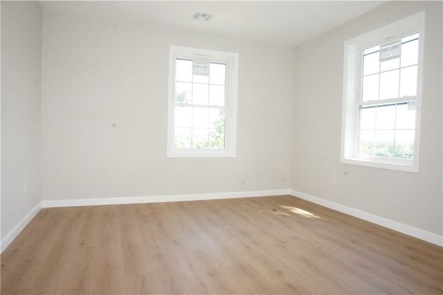 95 Sunset Avenue, Providence, RI 02909