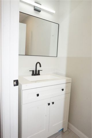 95 Sunset Avenue, Providence, RI 02909
