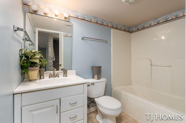 3519 Breezewood Drive Se, City Of Kentwood, MI 49512