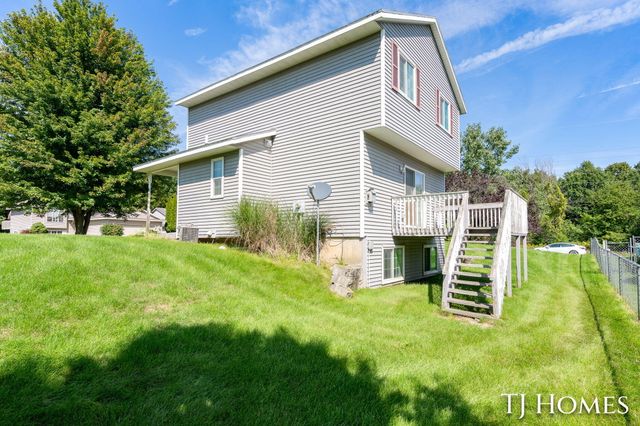 3519 Breezewood Drive Se, City Of Kentwood, MI 49512