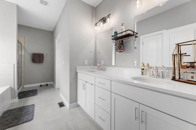 5997 Heather Ridge Drive, Delaware, OH 43015