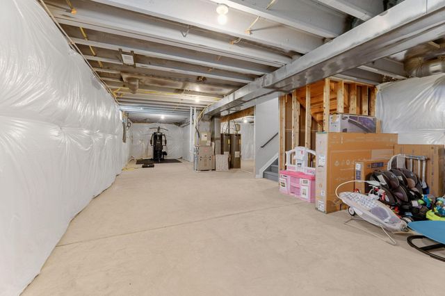 5997 Heather Ridge Drive, Delaware, OH 43015