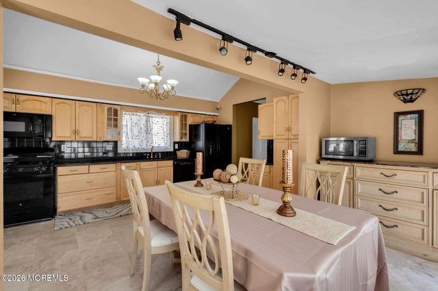 31 Vought Avenue, Freehold, NJ 07728