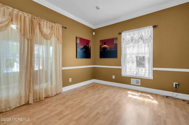 31 Vought Avenue, Freehold, NJ 07728