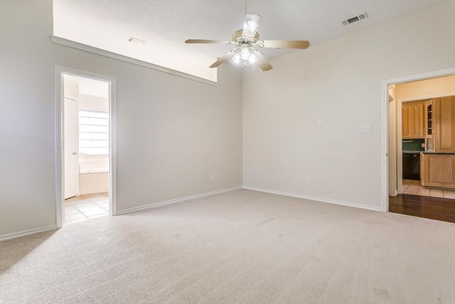 901 Evandale Road, Burleson, TX 76028