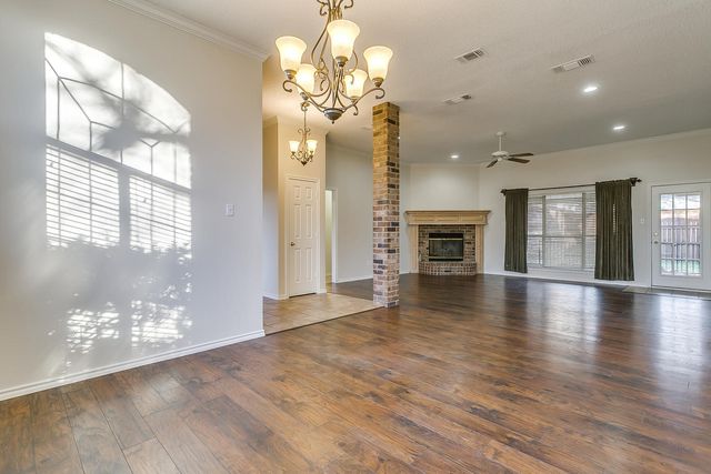 901 Evandale Road, Burleson, TX 76028