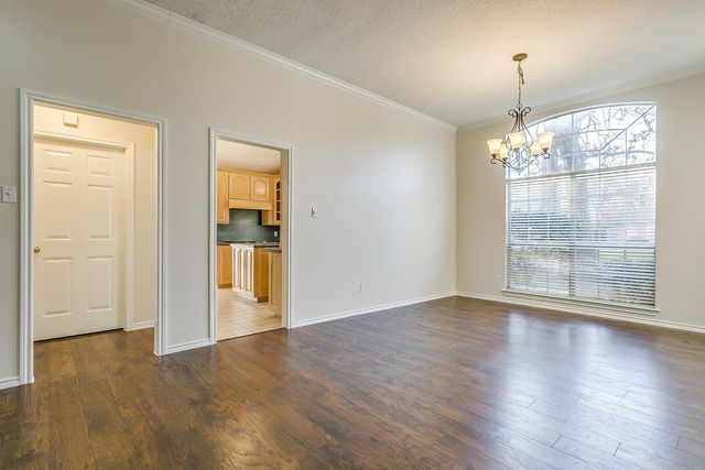 901 Evandale Road, Burleson, TX 76028