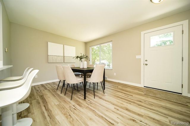 48297 Mallard Drive, New Baltimore, MI 48047