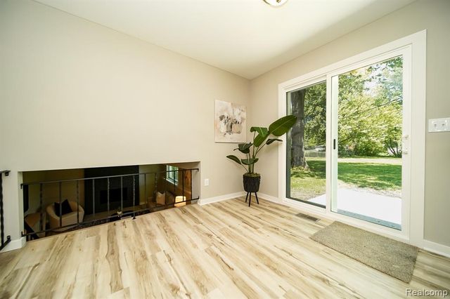 48297 Mallard Drive, New Baltimore, MI 48047