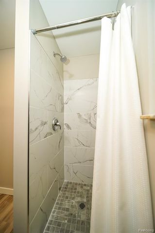 48297 Mallard Drive, New Baltimore, MI 48047