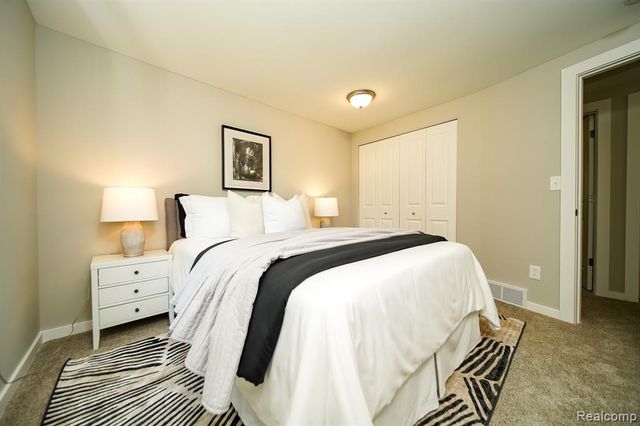 48297 Mallard Drive, New Baltimore, MI 48047