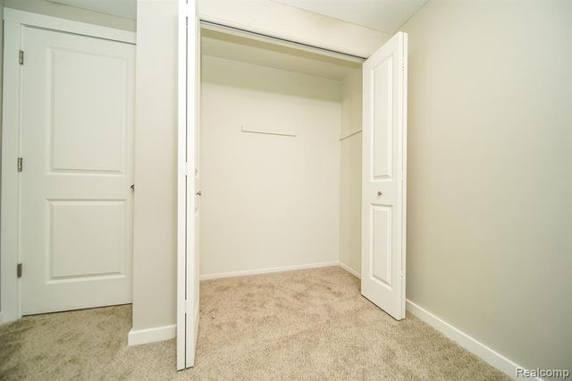 48297 Mallard Drive, New Baltimore, MI 48047