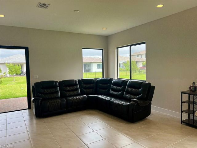 5252 Lamone LN, Ave Maria, FL 34142