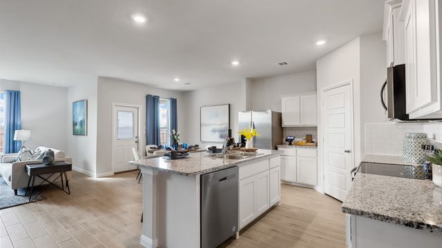 9724 MCCLANE FARM Drive, Fort Worth, TX 76036