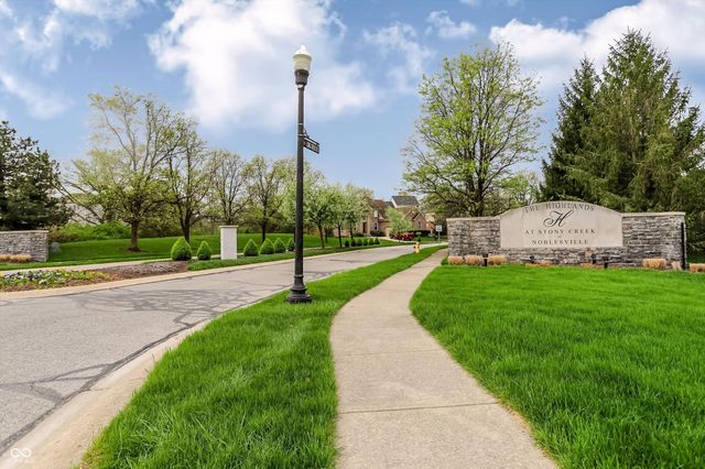 17031 Loch Circle, Noblesville, IN 46060