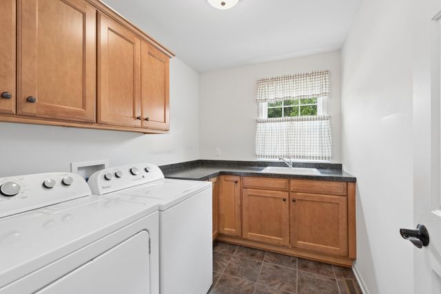 209 Sunflower Drive, Valparaiso, IN 46383