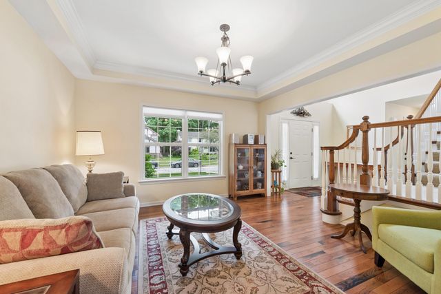 209 Sunflower Drive, Valparaiso, IN 46383