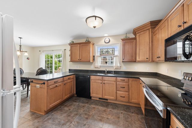 209 Sunflower Drive, Valparaiso, IN 46383