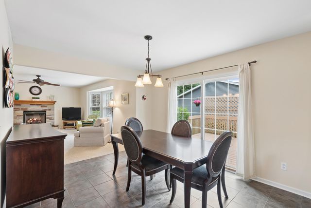 209 Sunflower Drive, Valparaiso, IN 46383