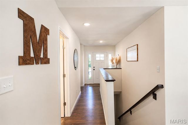 33 Brush Creek Drive, Pacific, MO 63069