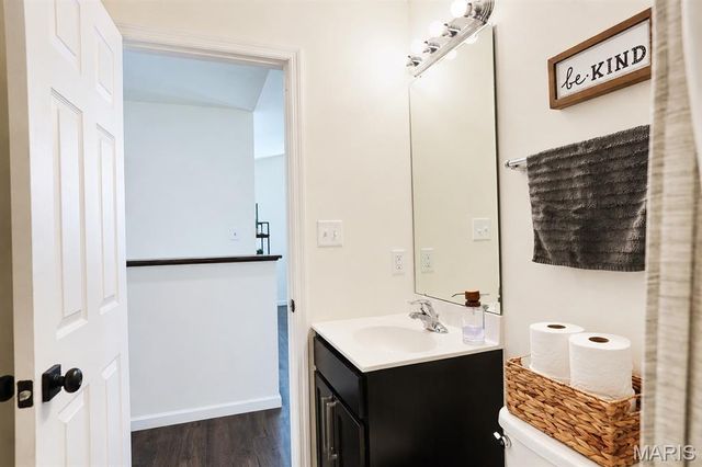 33 Brush Creek Drive, Pacific, MO 63069