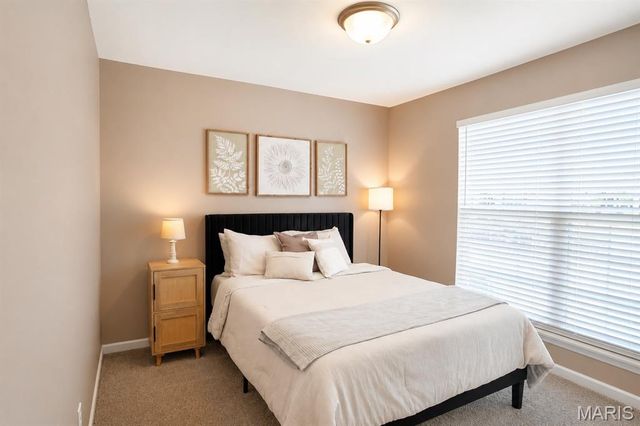 33 Brush Creek Drive, Pacific, MO 63069