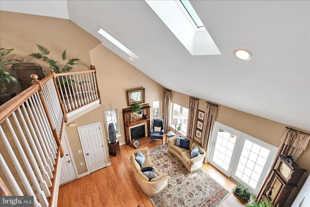 728 WOODFIELD DR, Lititz, PA 17543