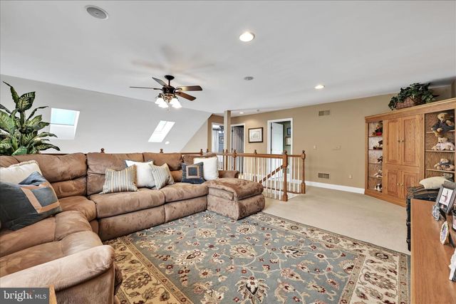 728 WOODFIELD DR, Lititz, PA 17543
