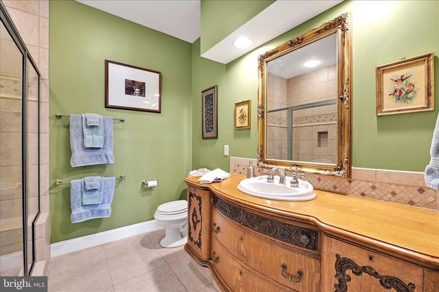 728 WOODFIELD DR, Lititz, PA 17543