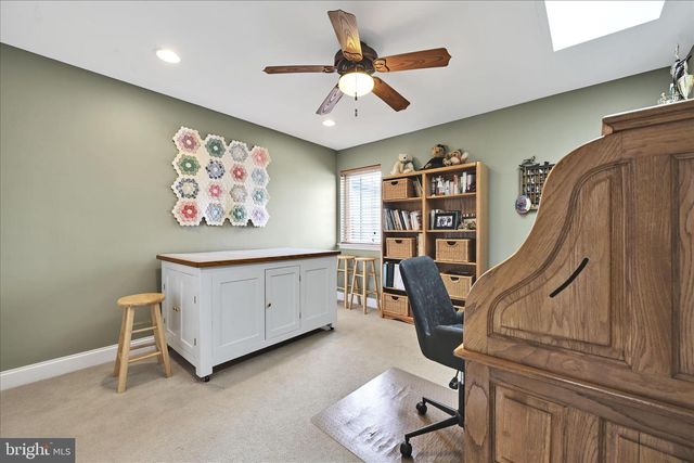 728 WOODFIELD DR, Lititz, PA 17543