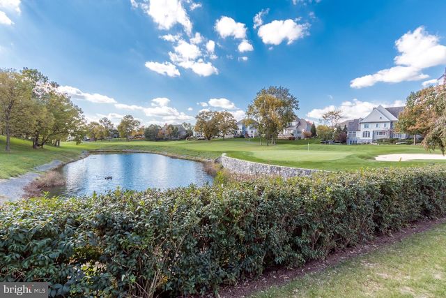 728 WOODFIELD DR, Lititz, PA 17543