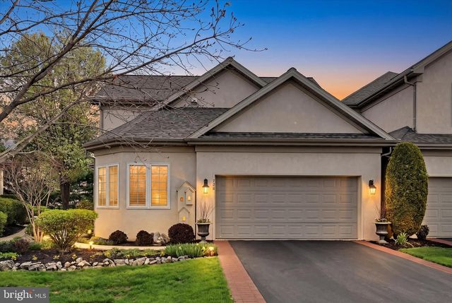 728 WOODFIELD DR, Lititz, PA 17543