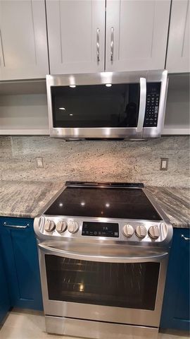 114 W TARGA COURT, Tampa, FL 33606