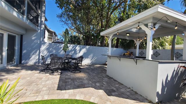 114 W TARGA COURT, Tampa, FL 33606