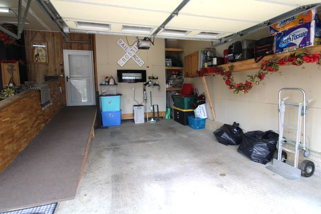 4650 Kelling Street, Davenport, IA 52806