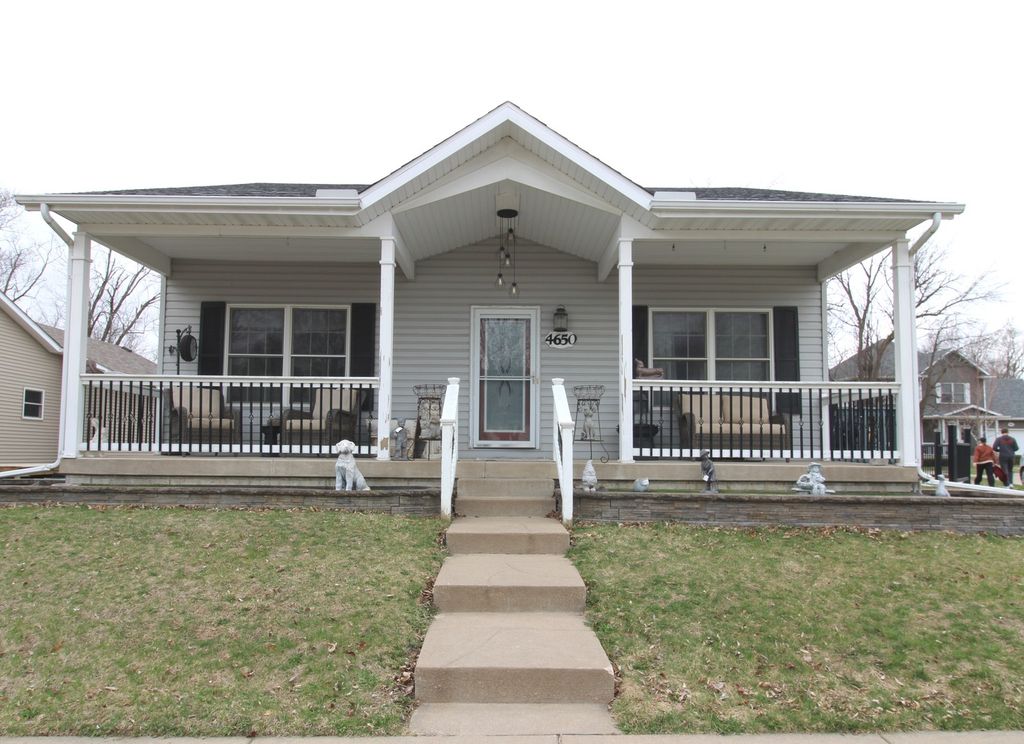 4650 Kelling Street, Davenport, IA 52806