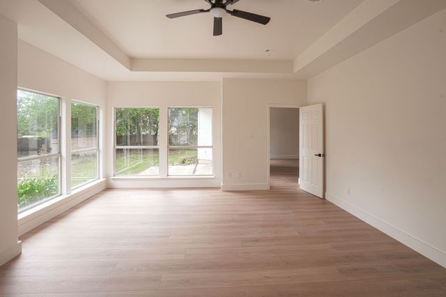 214 Pearly Top Drive, Glenn Heights, TX 75154