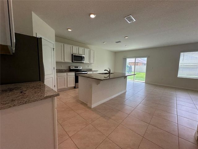 5740 SUNBONNET WAY, St Cloud, FL 34771