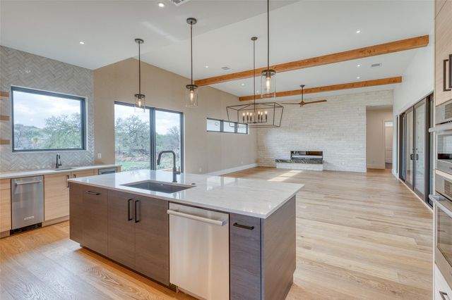 3504 Bay West BLVD, Horseshoe Bay, TX 78657