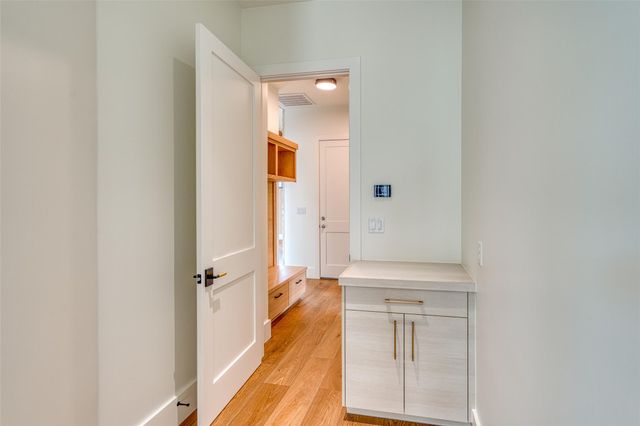 3504 Bay West BLVD, Horseshoe Bay, TX 78657