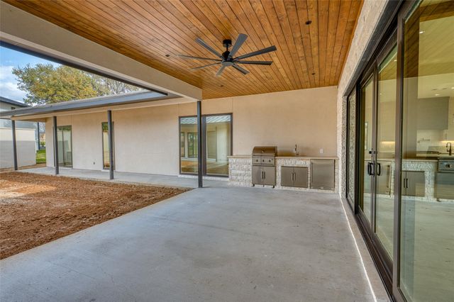 3504 Bay West BLVD, Horseshoe Bay, TX 78657