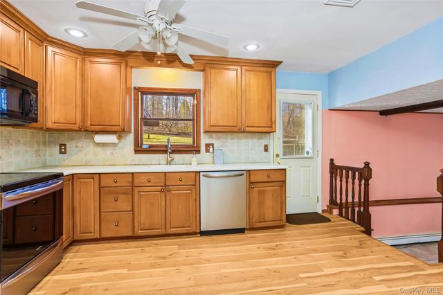 63 Farview Road, Carmel, NY 10512