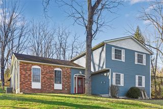 63 Farview Road, Carmel, NY 10512