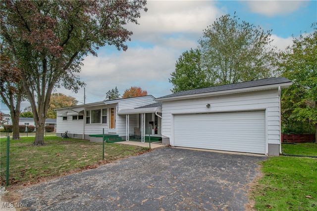 860 Sutherland Avenue, Akron, OH 44314