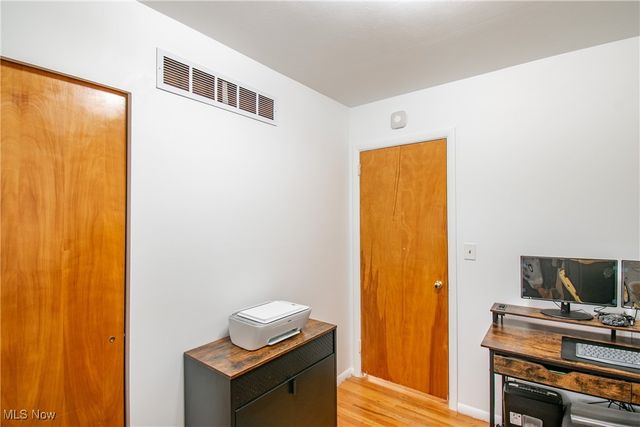 860 Sutherland Avenue, Akron, OH 44314