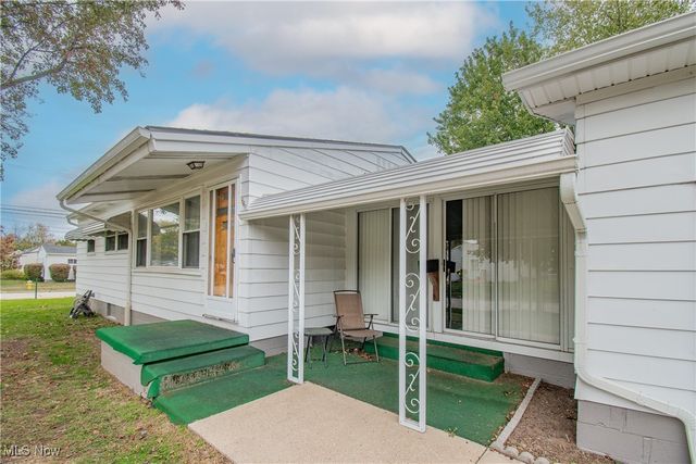 860 Sutherland Avenue, Akron, OH 44314