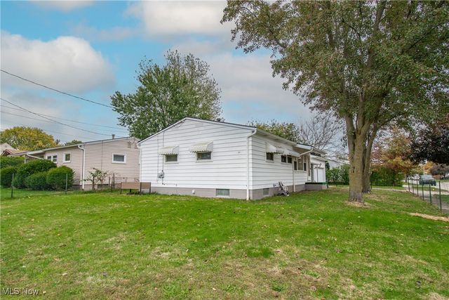 860 Sutherland Avenue, Akron, OH 44314